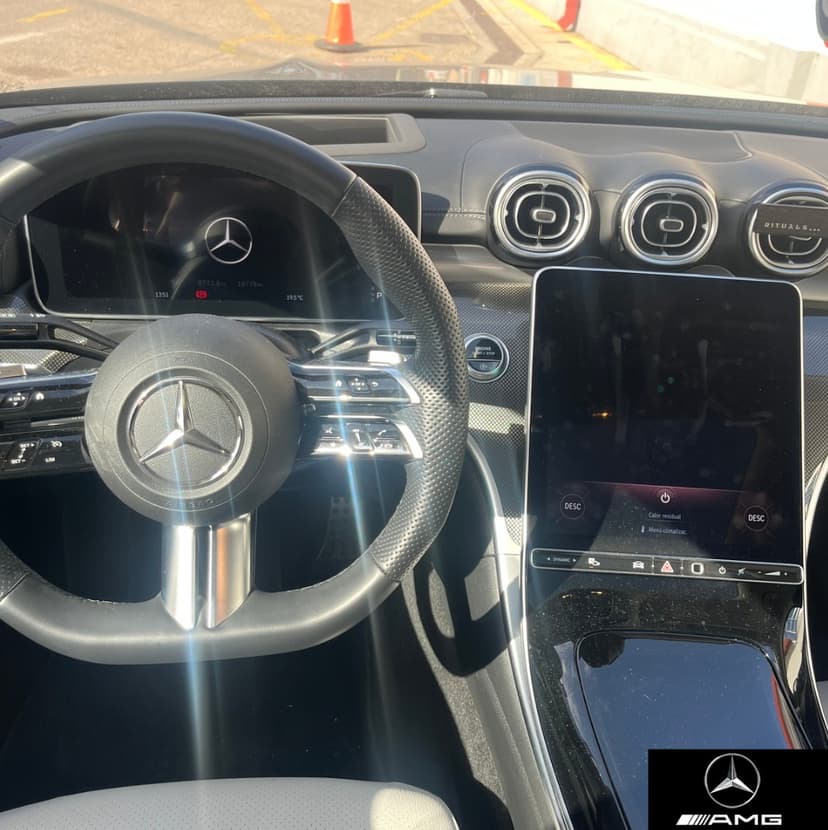 Mercedes-Benz AMG Line gallery image